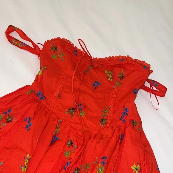 Nasty Gal Ditsy Red Floral Milkmaid Dress - Picture 4 of 15